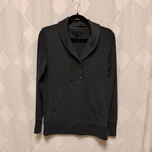 Banana Republic Dark Gray Shawl Collar Long Sleeve Pullover Women's Size Medium
